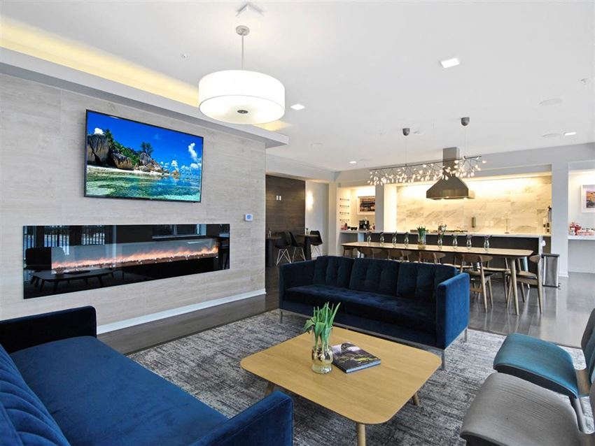 Clubhouse Lounge - Photo Gallery 1