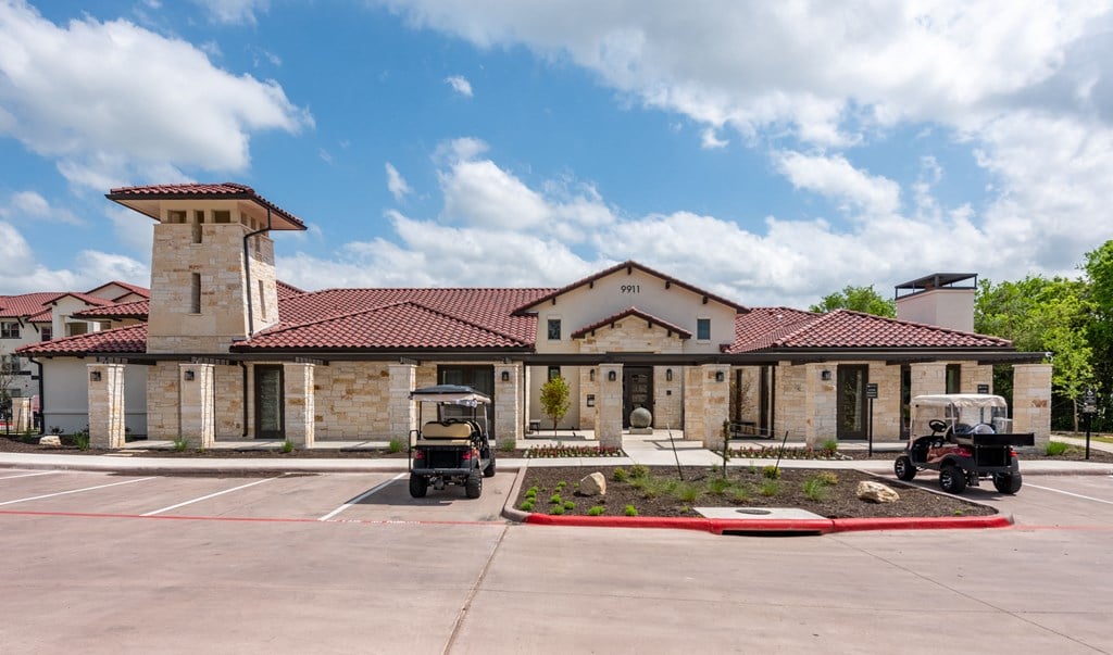 Beautiful clubhouse at Bridge at Paloma affordable luxury apartments