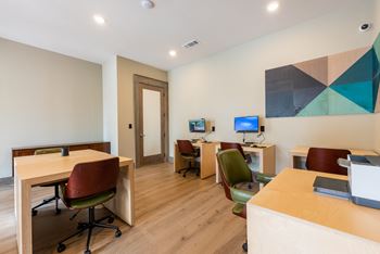 24-Hour Collaborative Workspace at Paloma Luxury Apartments