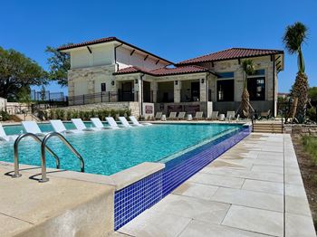 Sundeck at Three Hills, Austin