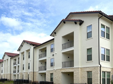 21900 Holzwarth Rd 1-2 Beds Apartment for Rent