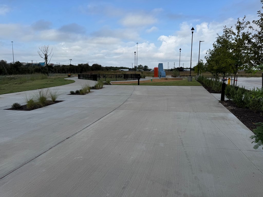 Food Truck Parking at the City of Kyle's Vybe Trail at 3Twenty at the Vybe