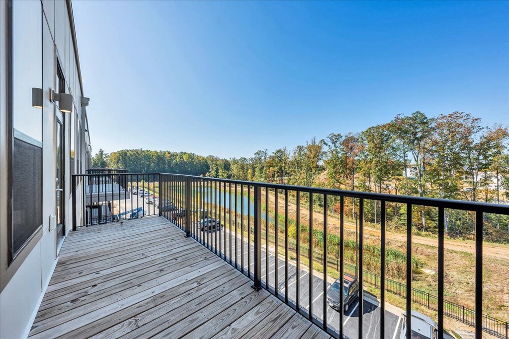 balcony at Luxe 360 on Centerpointe Apartments, Midlothian, 23114