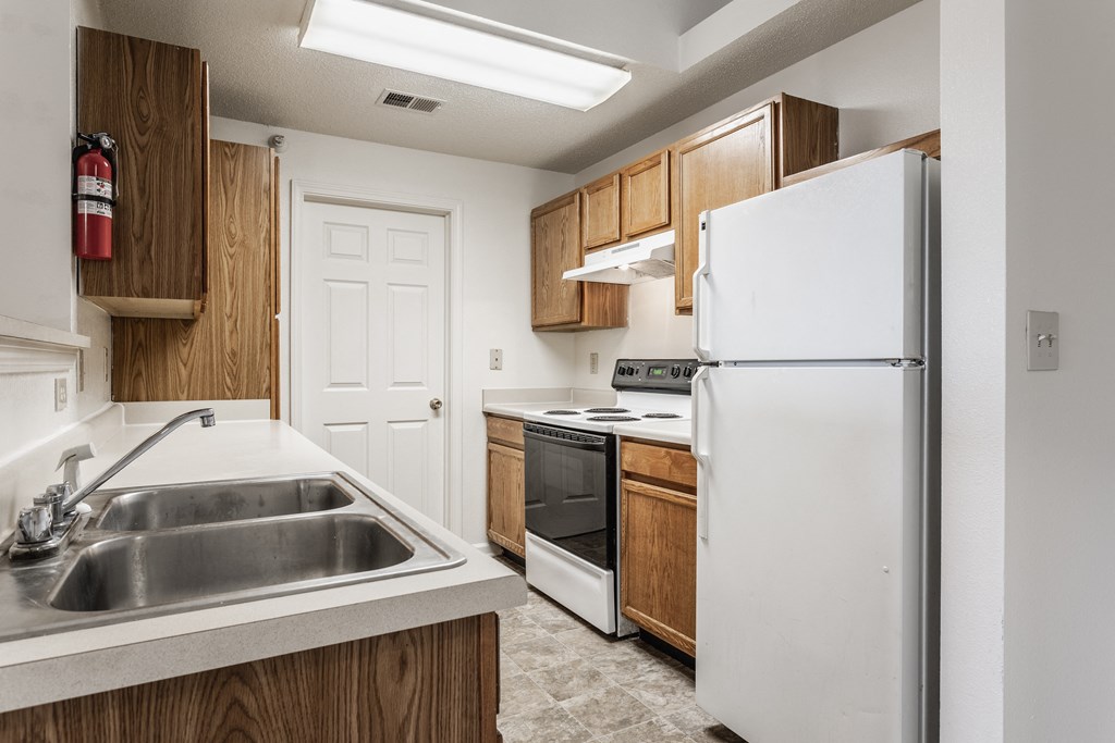 The Shire Kitchen at Polo Run Apartments Greenwood, Indiana