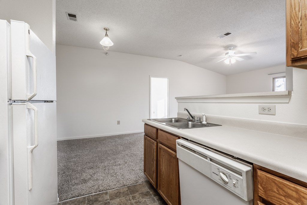 The Shire Kitchen and Dining Area at Polo Run Apartments Greenwood, Indiana
