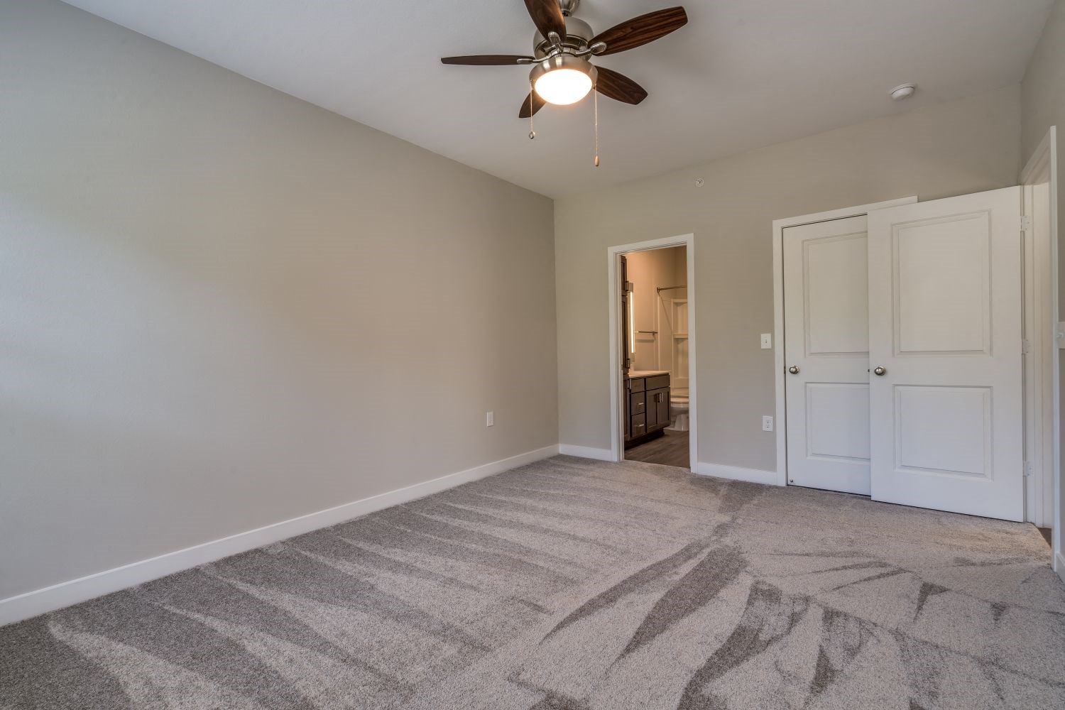 Emerald Creek Apartments, 301 Fairforest Way, Greenville