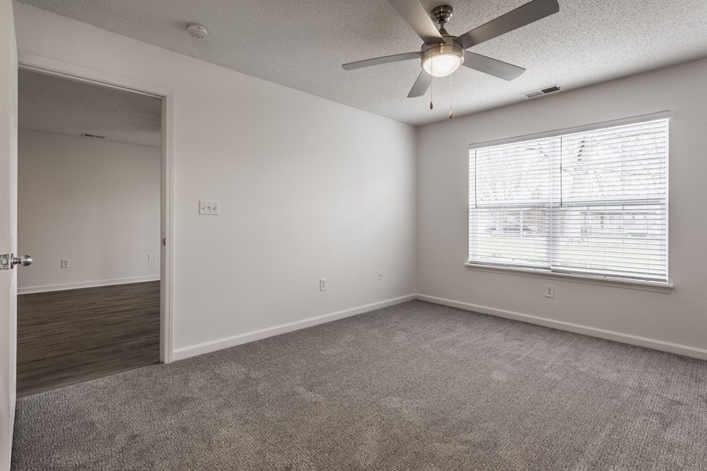 Empty Living Room at Latitudes Apartments, Indiana, 46237