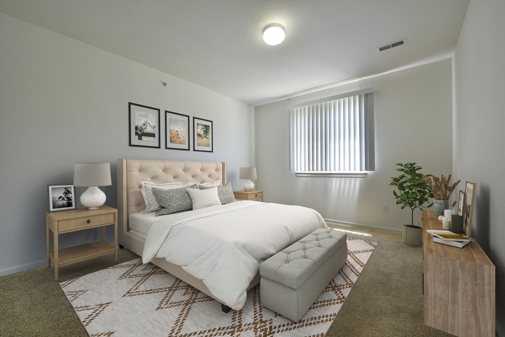 Large Bedroom in Spruce Layout at Thornridge Apartments, Grand Blanc, MI