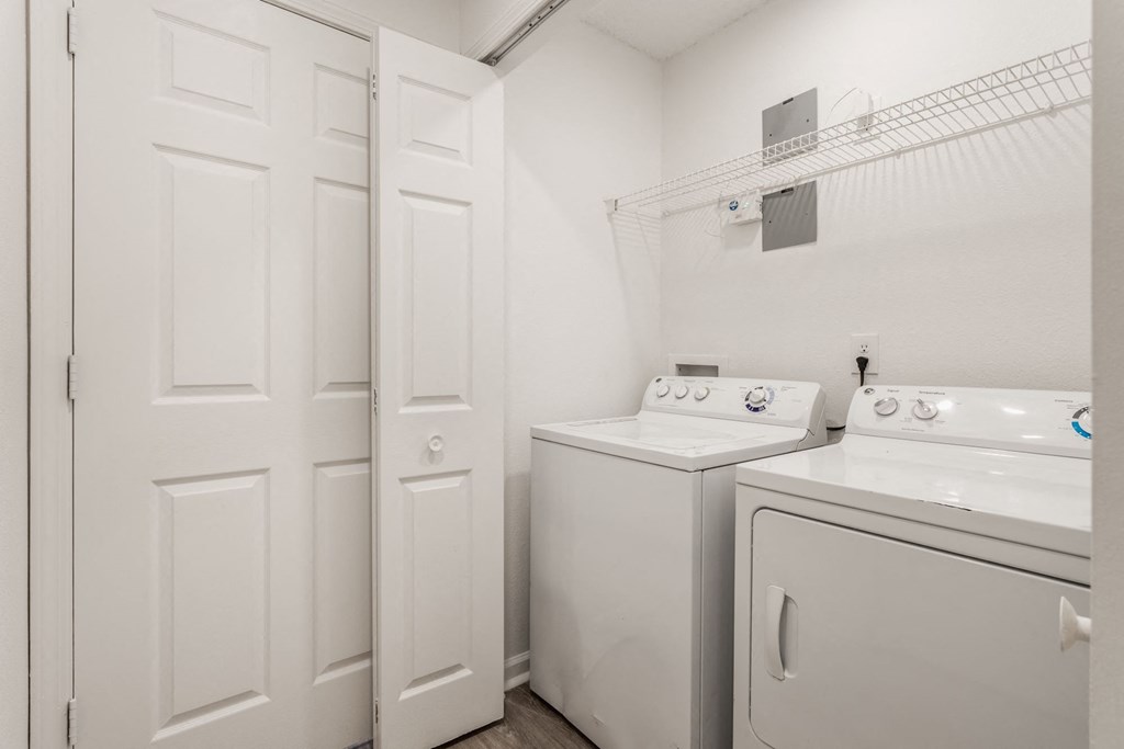Washer and Dryer at Latitudes Apartments, Indianapolis, IN