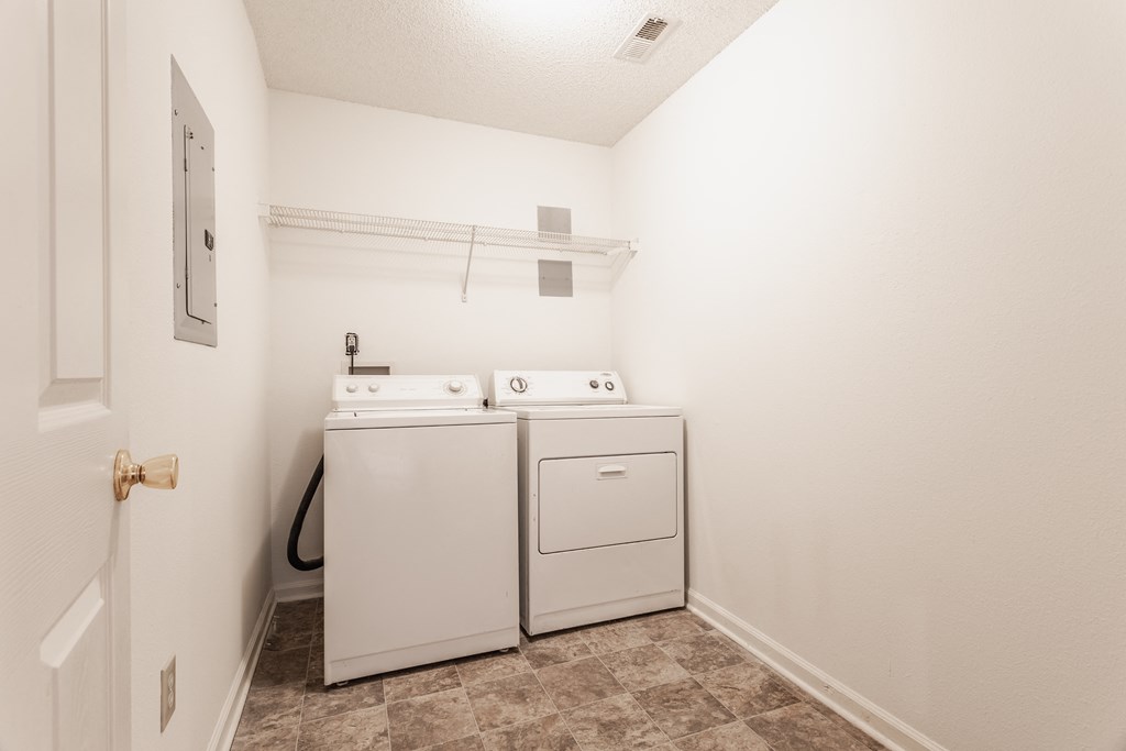 The Shire Laundry Room at Polo Run Apartments Greenwood, Indiana