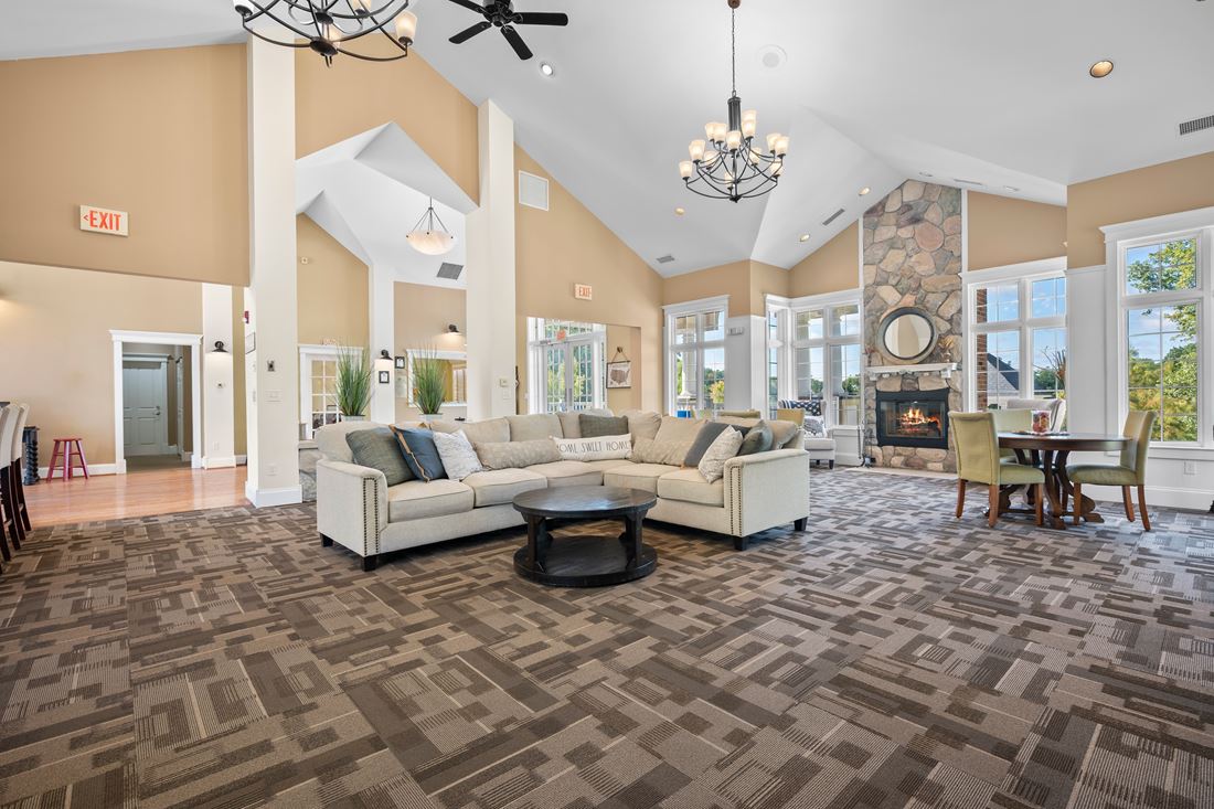 Timberlane Apartments photo