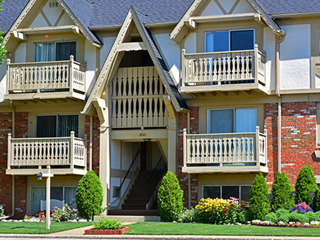 Pet Friendly Community at Timberlane Apartments, Peoria, IL