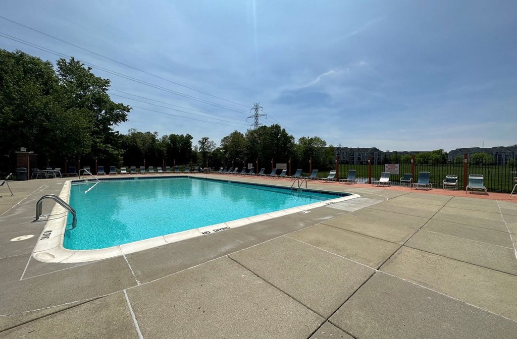 Glimmering Pool at Autumn Lakes Apartments and Townhomes, Mishawaka, IN