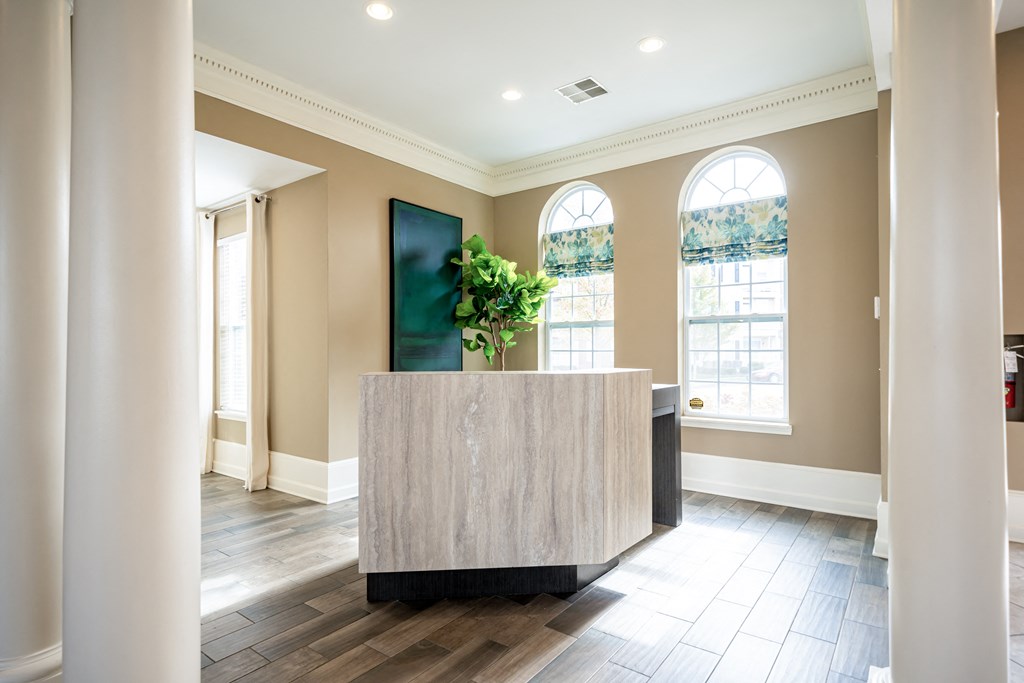 Vacant Living Area at The Avenue at Polaris Apartments, Columbus, Ohio