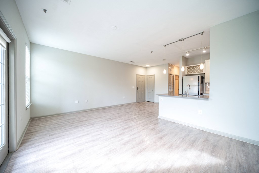 Unfurnished Living Area at The Avenue at Polaris Apartments, Columbus, OH