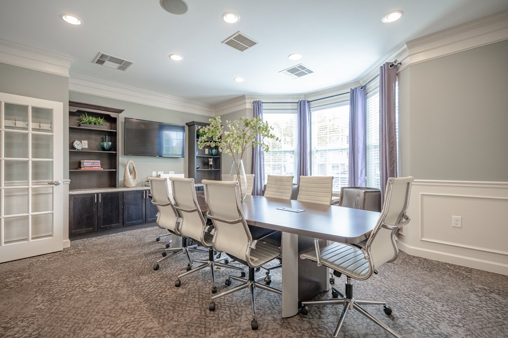 The Avenue at Polaris Apartments, Columbus, OH, 43240 Business Center at The Avenue at Polaris Apartments, Columbus, OH