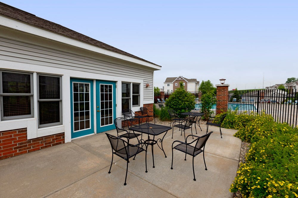 Community Lounge with Stunning Views at Brentwood Park Apartments, La Vista, 68128