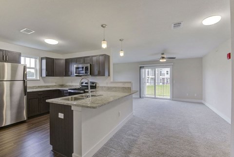 Spacious, Open Floor Plan at Chase Creek Apartment Homes, Huntsville, AL, 35811