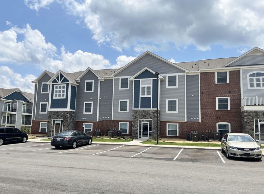 Exterior Apartment Building Exterior Apartment Building at Chase Creek Apartment Homes in Huntsville, AL - Photo Gallery