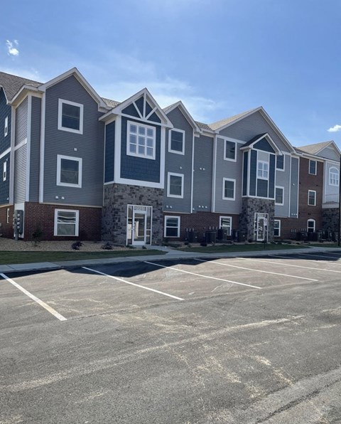 three-story apartment buildings at Chase Creek Apartment Homes, Huntsville, 35811