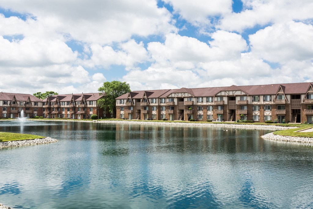 Community Lake View at Scarborough Lake Apartments, Indianapolis, IN