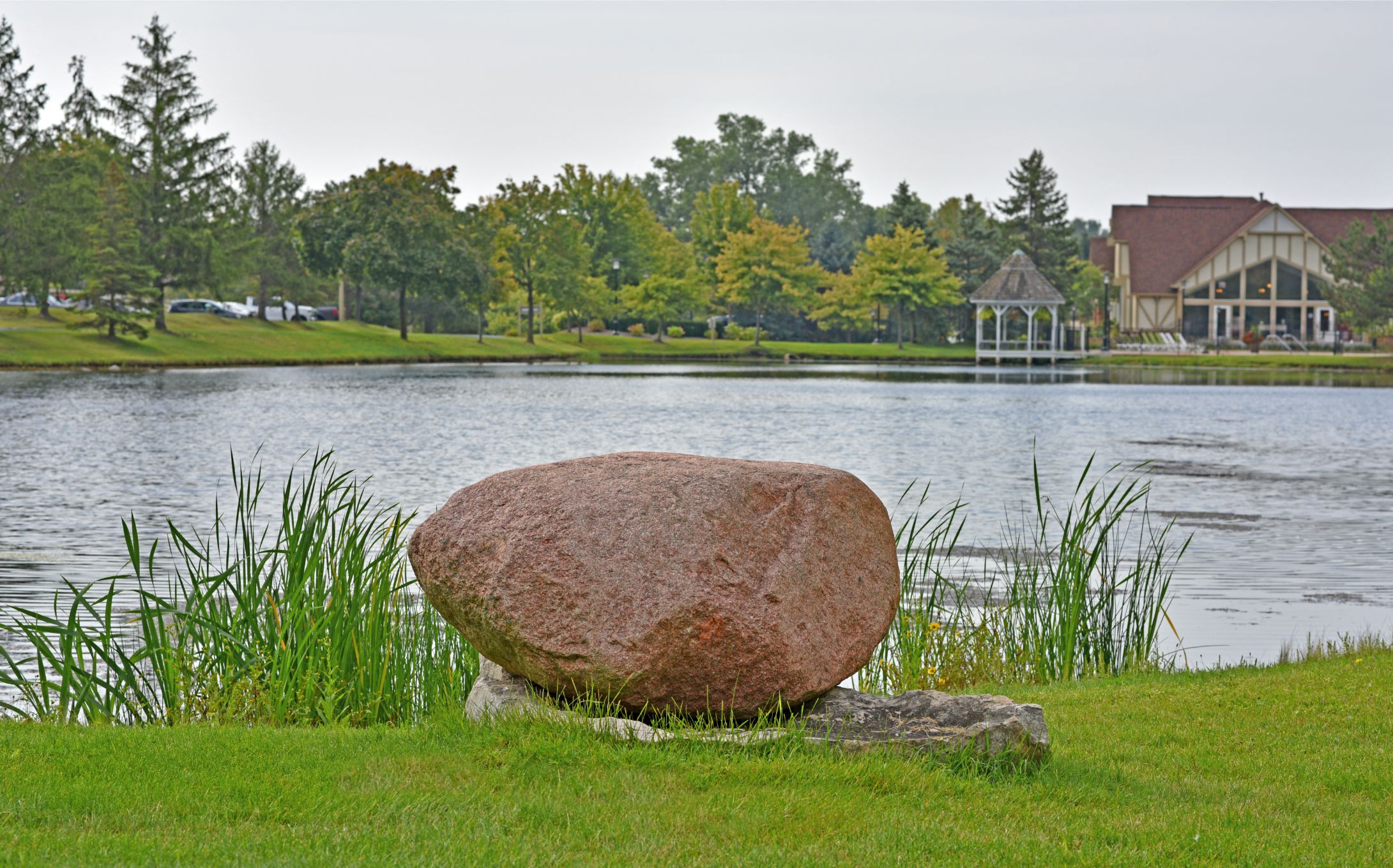 Stone Ridge Apartments, 30951 Stone Ridge Drive, Wixom, MI RentCafe