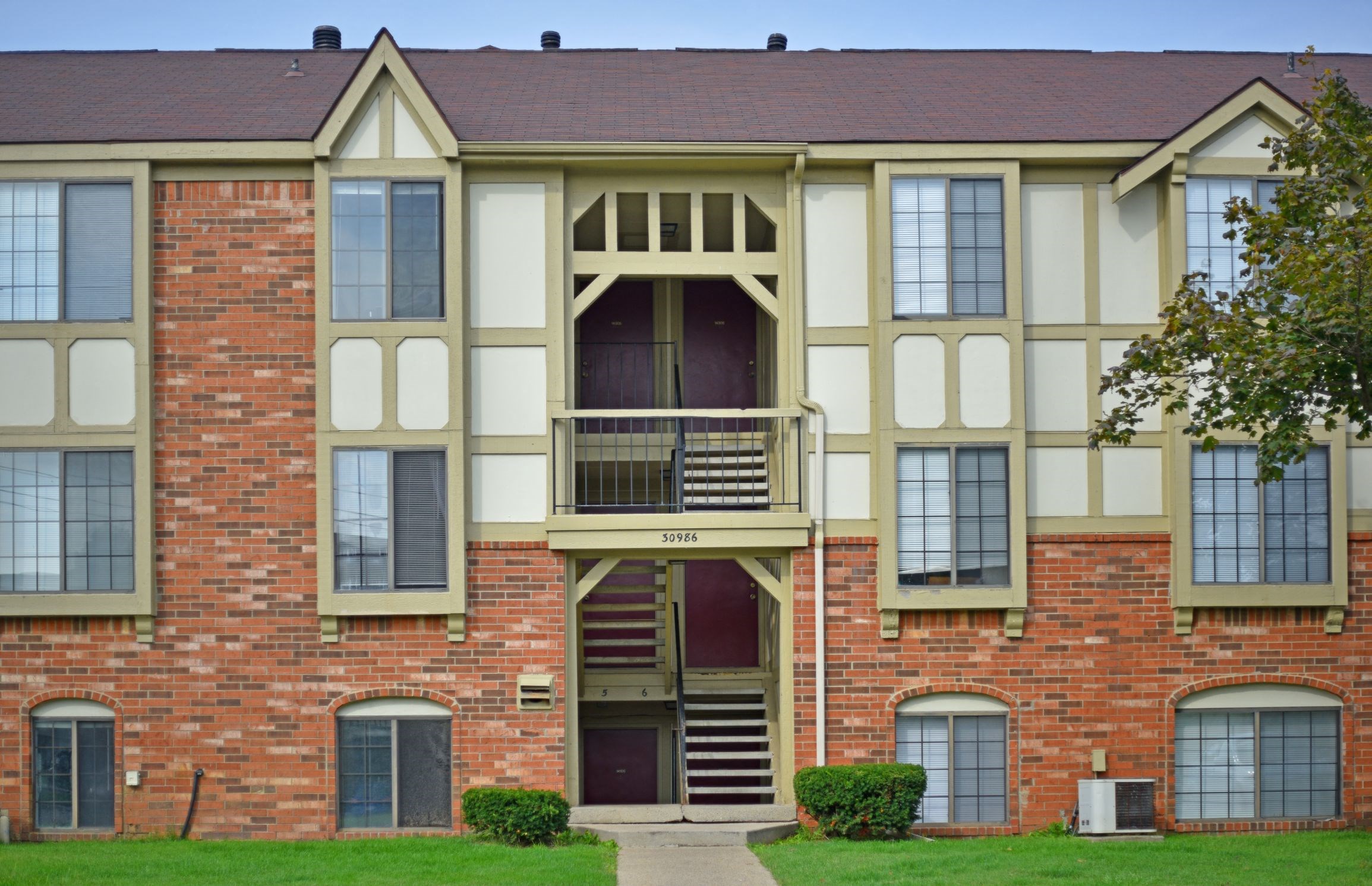 Stone Ridge Apartments, 30951 Stone Ridge Drive, Wixom, MI RentCafe