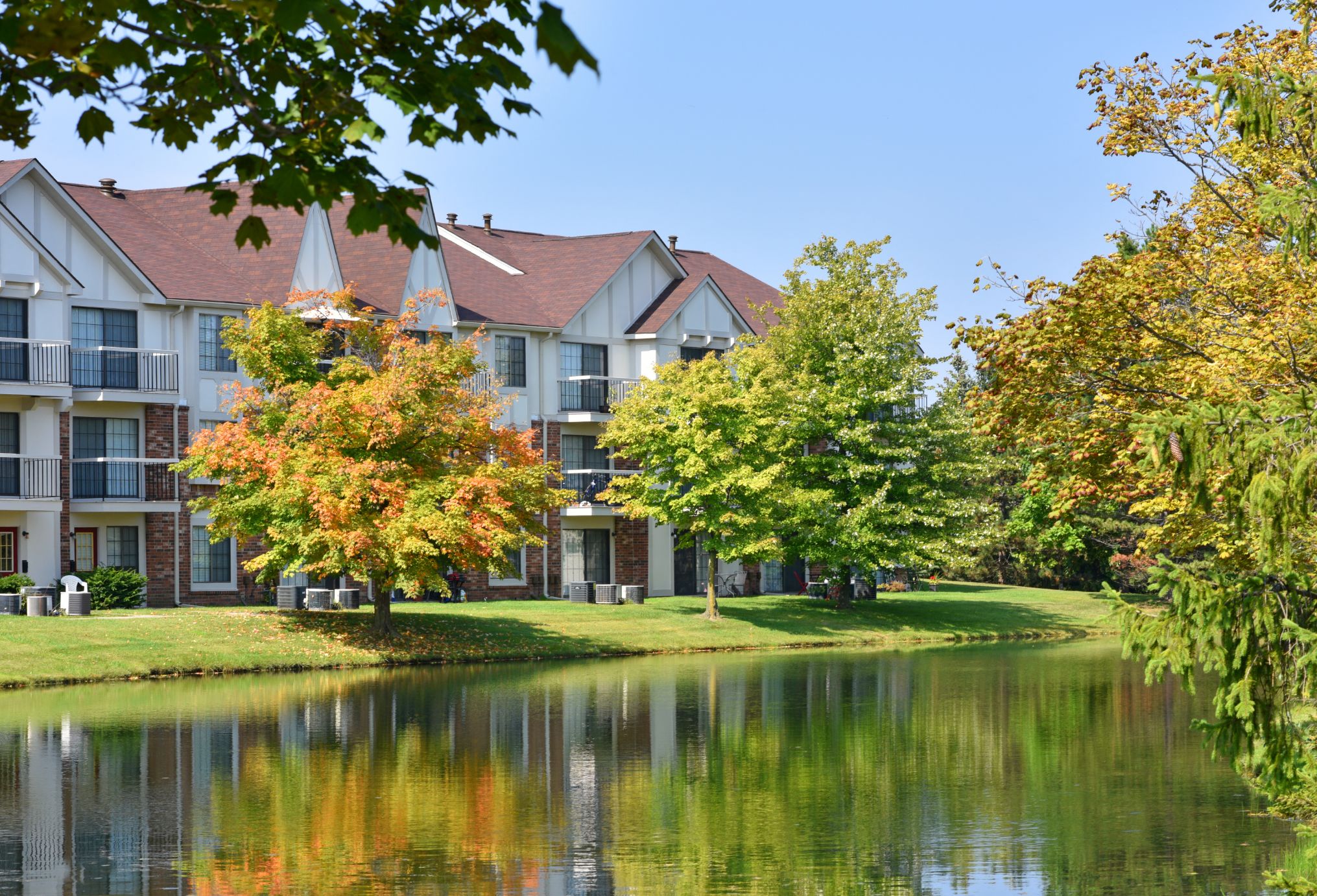 Park Like Setting at The Springs Apartment Homes, Novi, Michigan