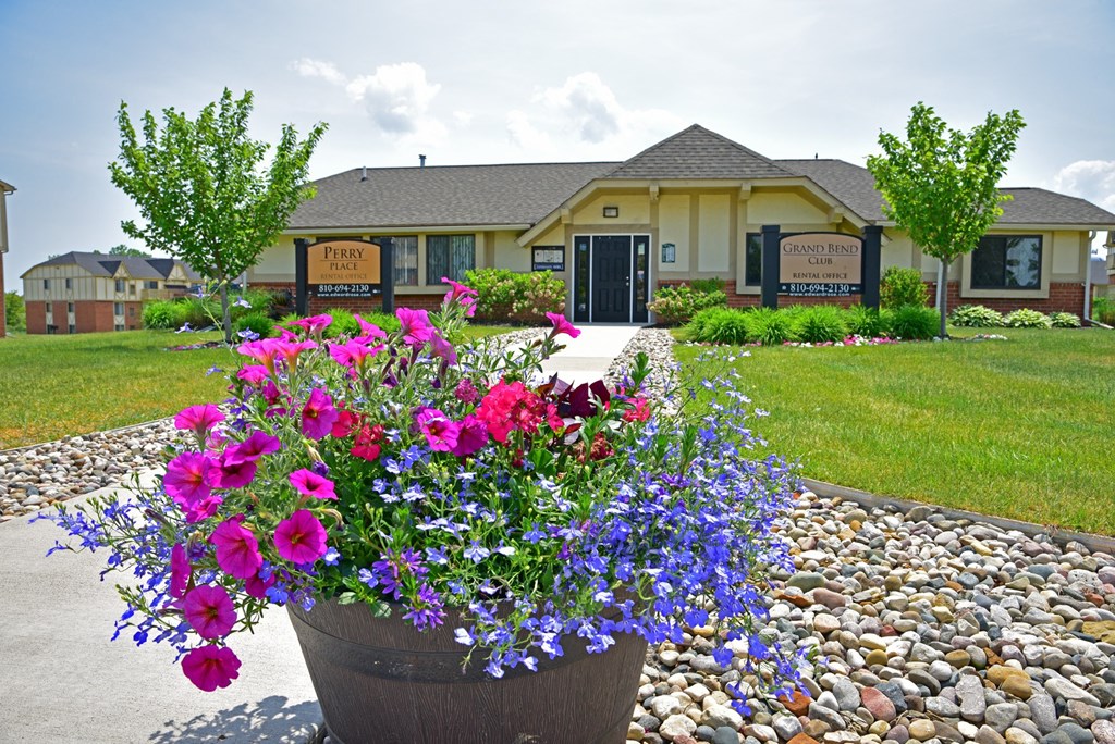 Visit our Leasing Team to Lease your New Home!