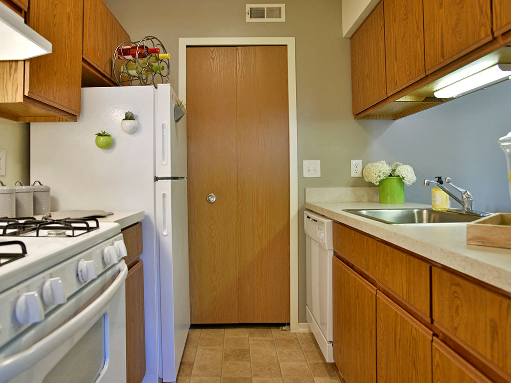 Kitchen at Stone Ridge, Wixom, MI
