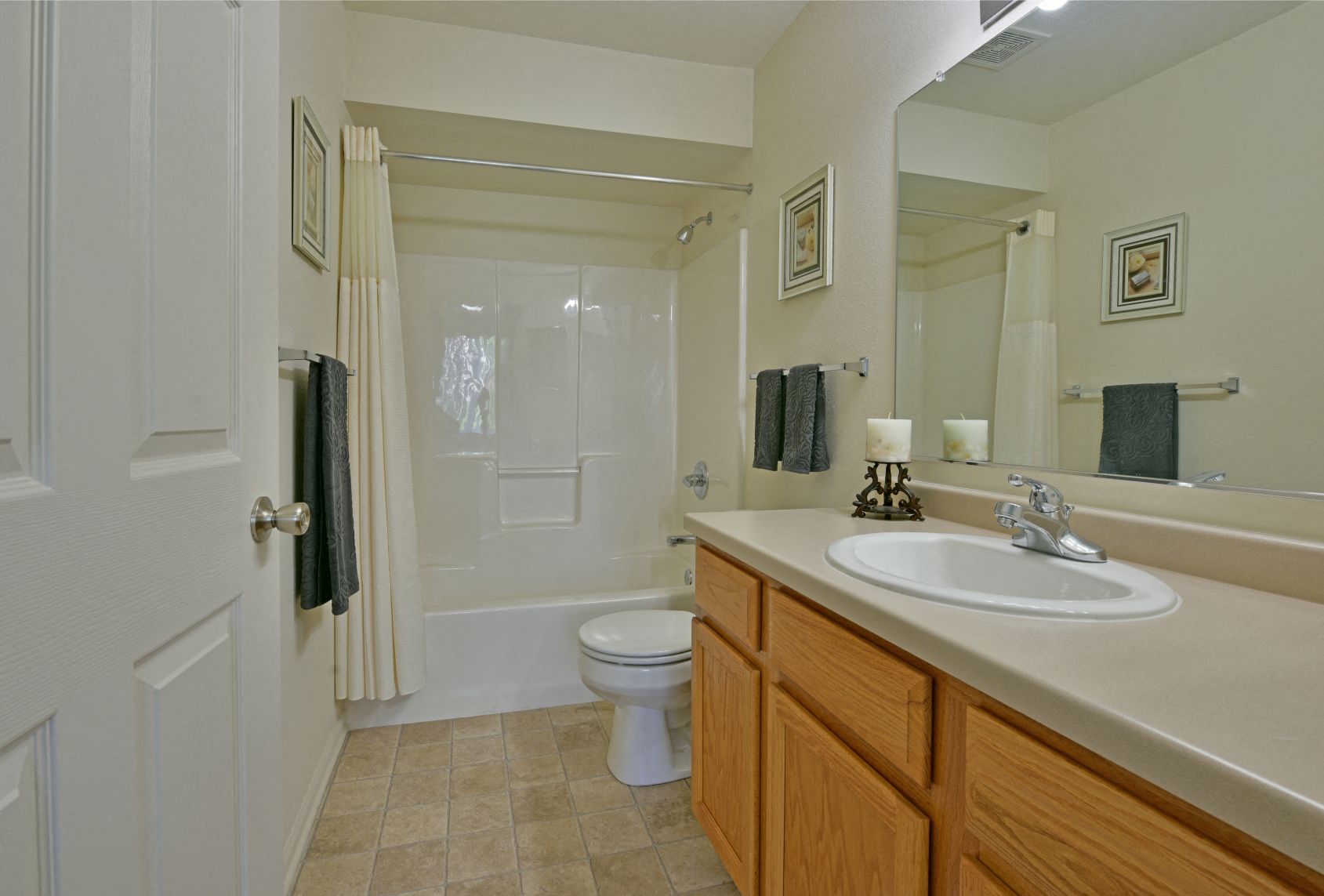 Towne Lakes Apartments, 4033 Towne Lakes Ave, Grand Chute, WI RentCafe