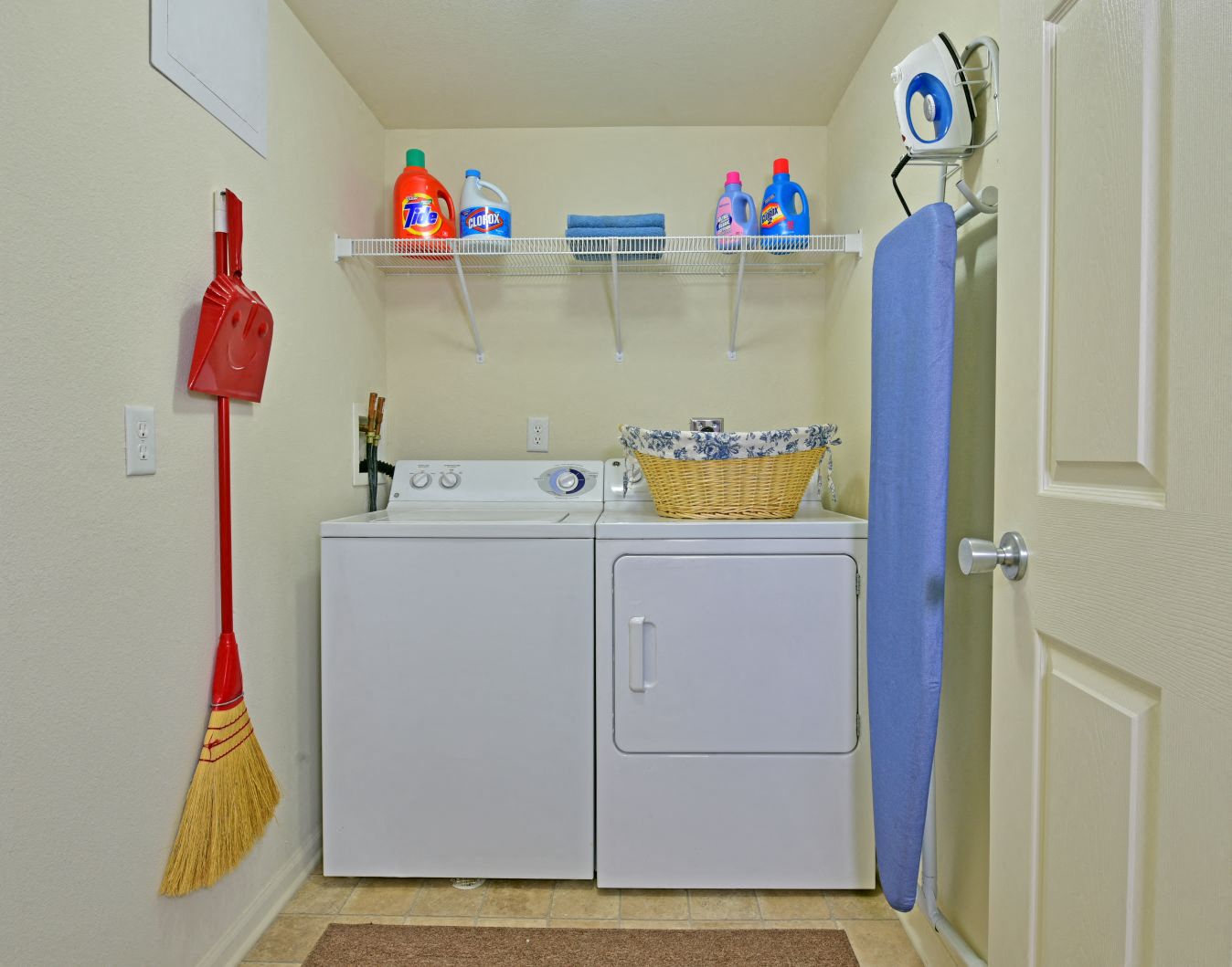 Towne Lakes Apartments, 4033 Towne Lakes Ave, Grand Chute, WI RentCafe