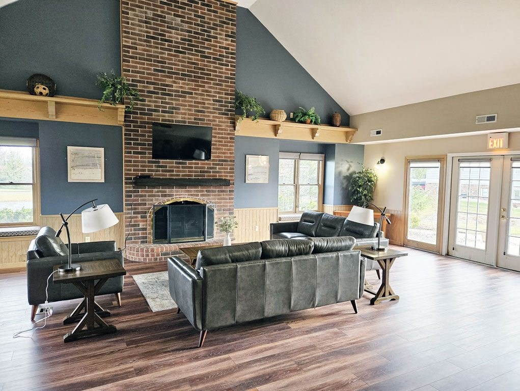 Dupont Lakes Apartments