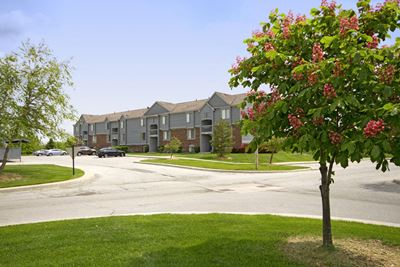 24 Hour Emergency Maintenance Service at Dupont Lakes Apartments, Fort Wayne, Indiana