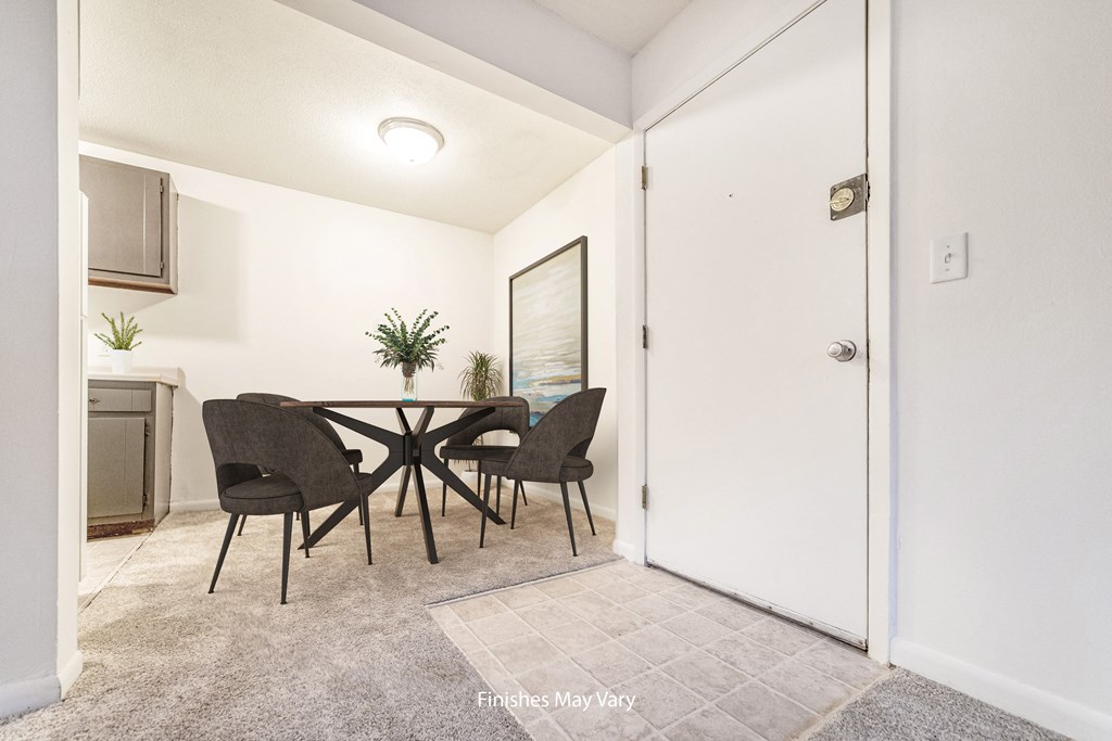 Delphinium Dining at Timberbrook Apartments, Peoria, 61614