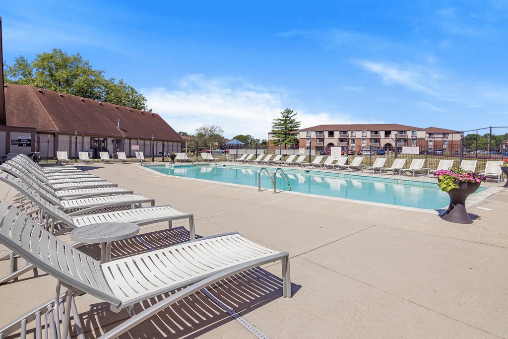 Pool at Pheasant Run Apartments, Indiana, 47909