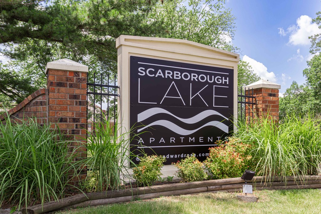 Entrance Sign at Scarborough Lake Apartments in Indianapolis, IN 46254
