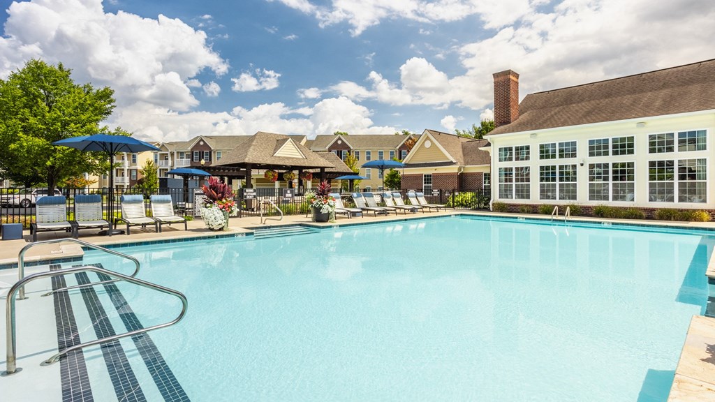 the resort style swimming pool at our apartments at The Avenue at Polaris Apartments, Columbus, OH
