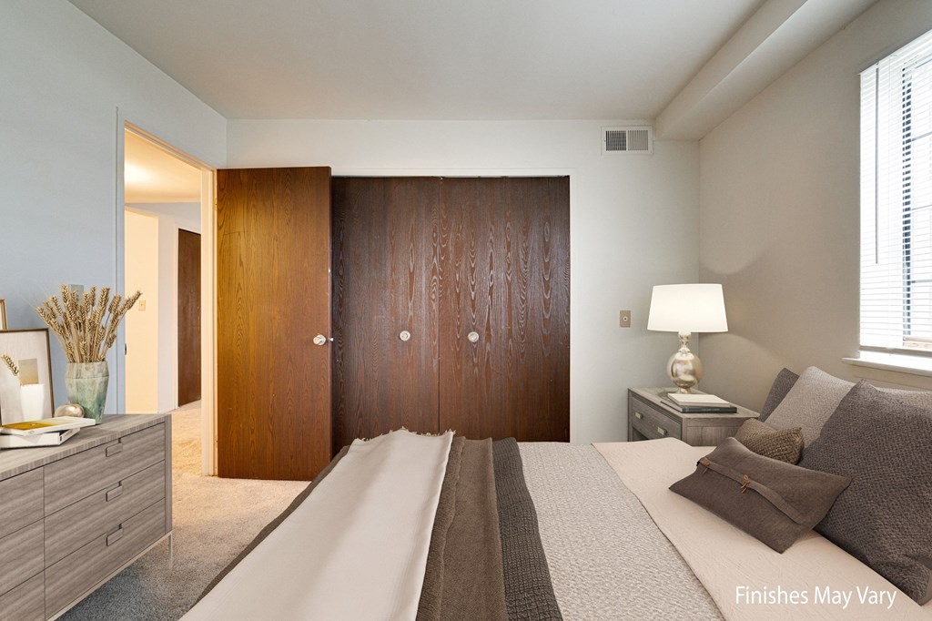 Mina Layout Model Bedroom at Fox Pointe Apartments, East Moline, IL 61244