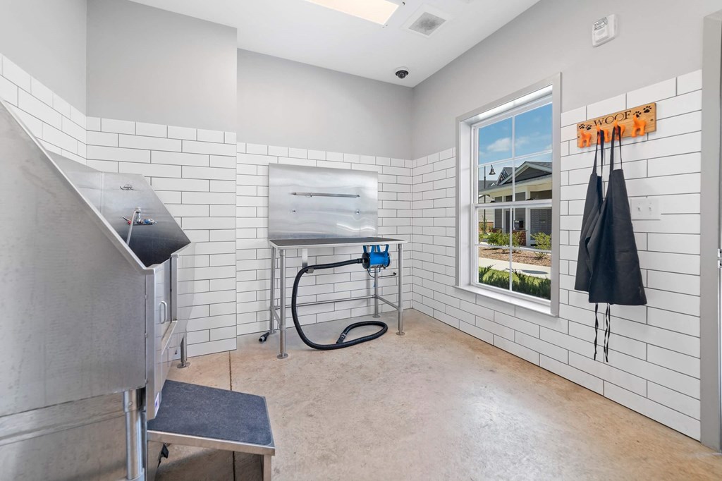 Pet Spa at Montgomery Place Apartments, Montgomery, Illinois