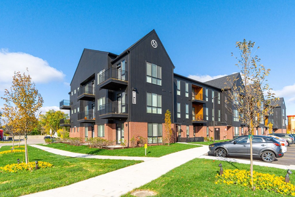 Green Outdoor at Uptown Square Apartments, Troy