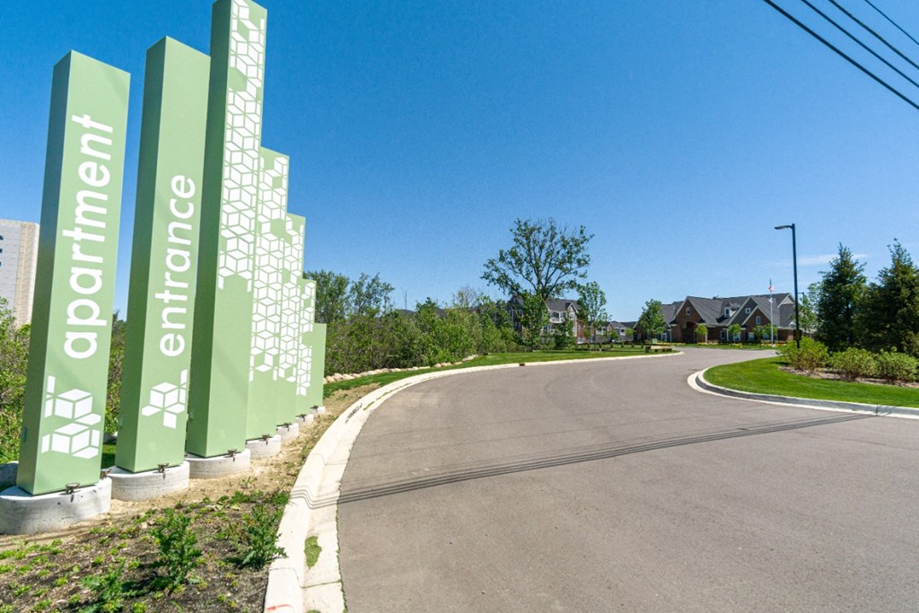 Entrance of Community at 24 at Bloomfield, Bloomfield Township, 48302