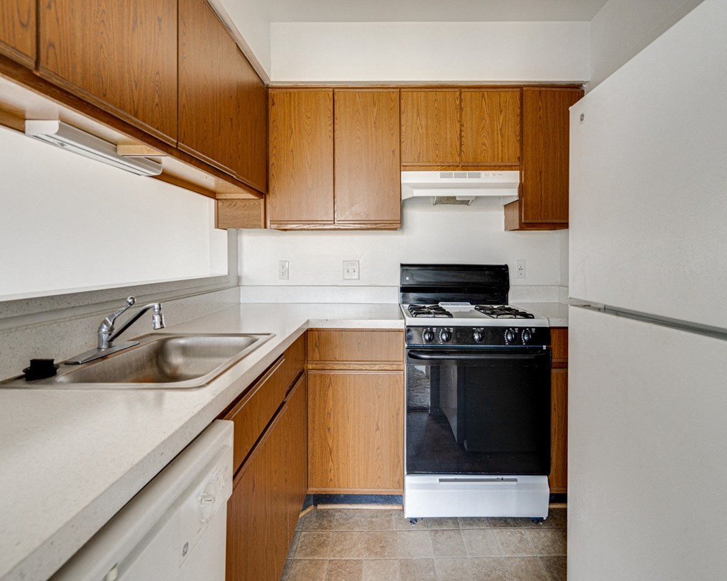 Gardenia Layout Model Kitchen at The Harbours Apartments, near Sterling Heights