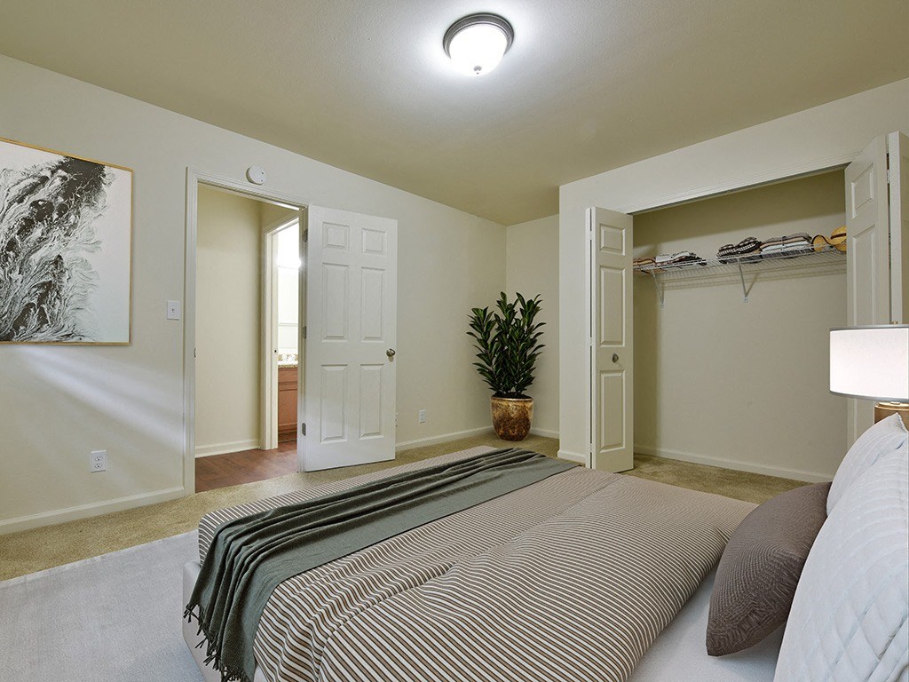 Bedroom with Large Closet Large Closets with Organizers Bedroom with Large Closet Large Closets with Organizers at Grand Bend Club Apartments, Grand Blanc, 48439