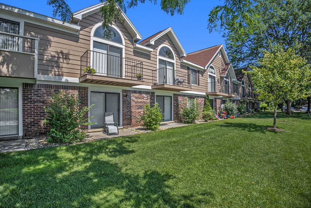 Apartments With Private Balcony at Hampton Lakes Apartments, Walker, Michigan