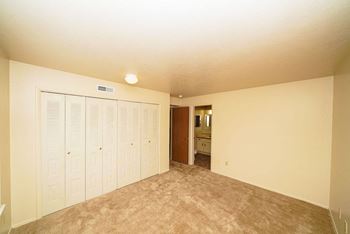Two Bedroom with Ensuite at Hurwich Farms Apartments, Indiana