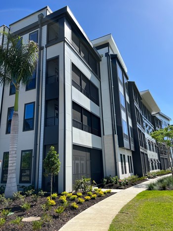 Building block view Building block view at Ironwood Flats, Brandon - Photo Gallery 5