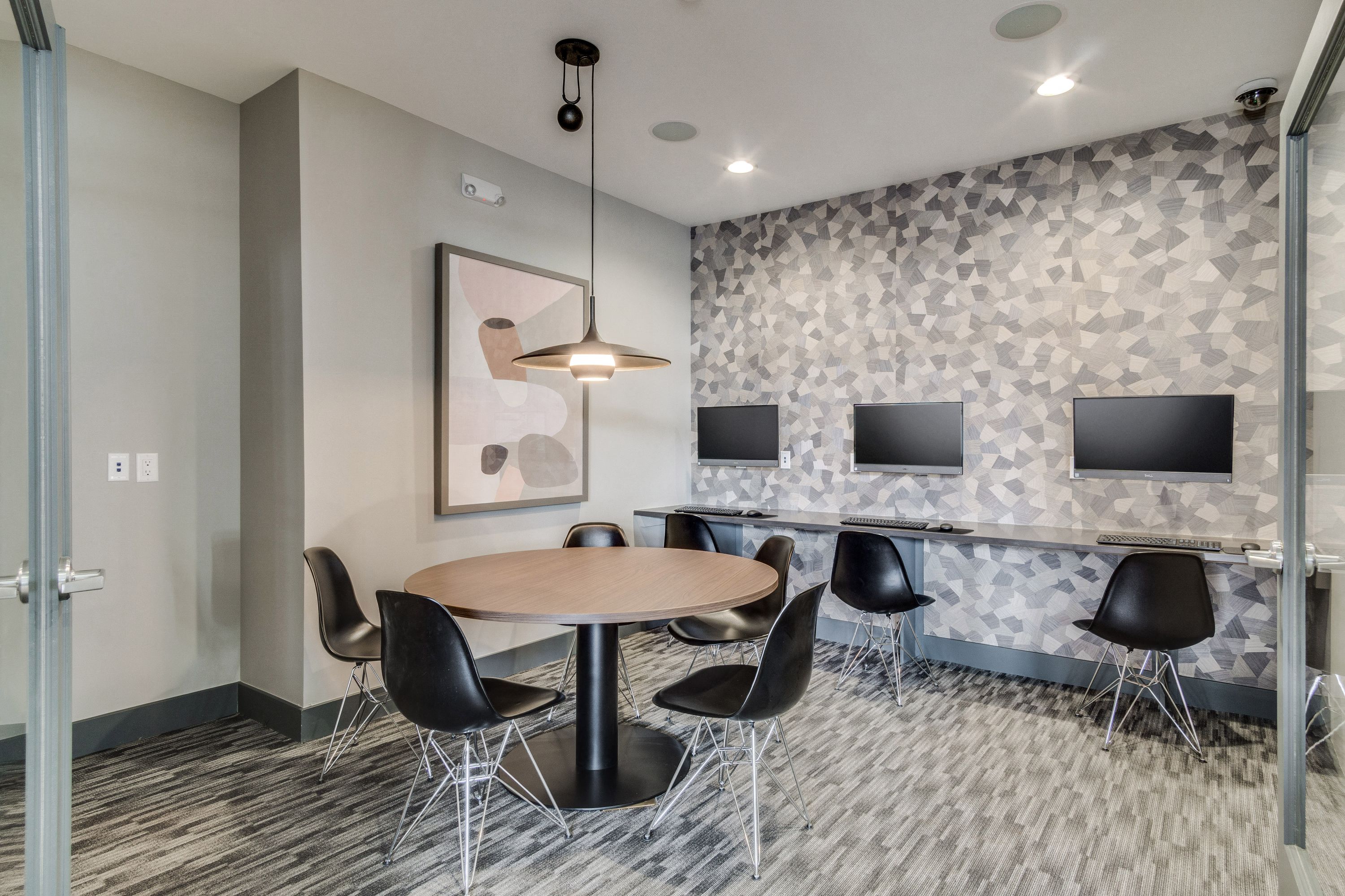 Business Center at 24 at Bloomfield, Michigan