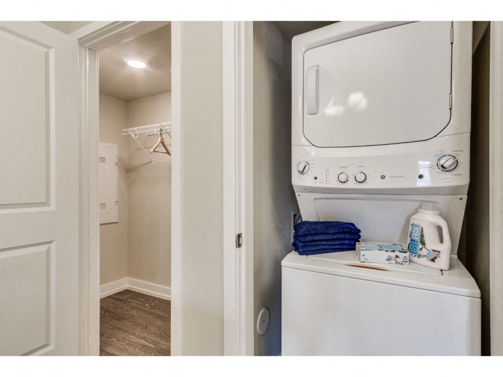 Cedar Full-Size Stackable at Montgomery Place Apartments, Montgomery, Illinois