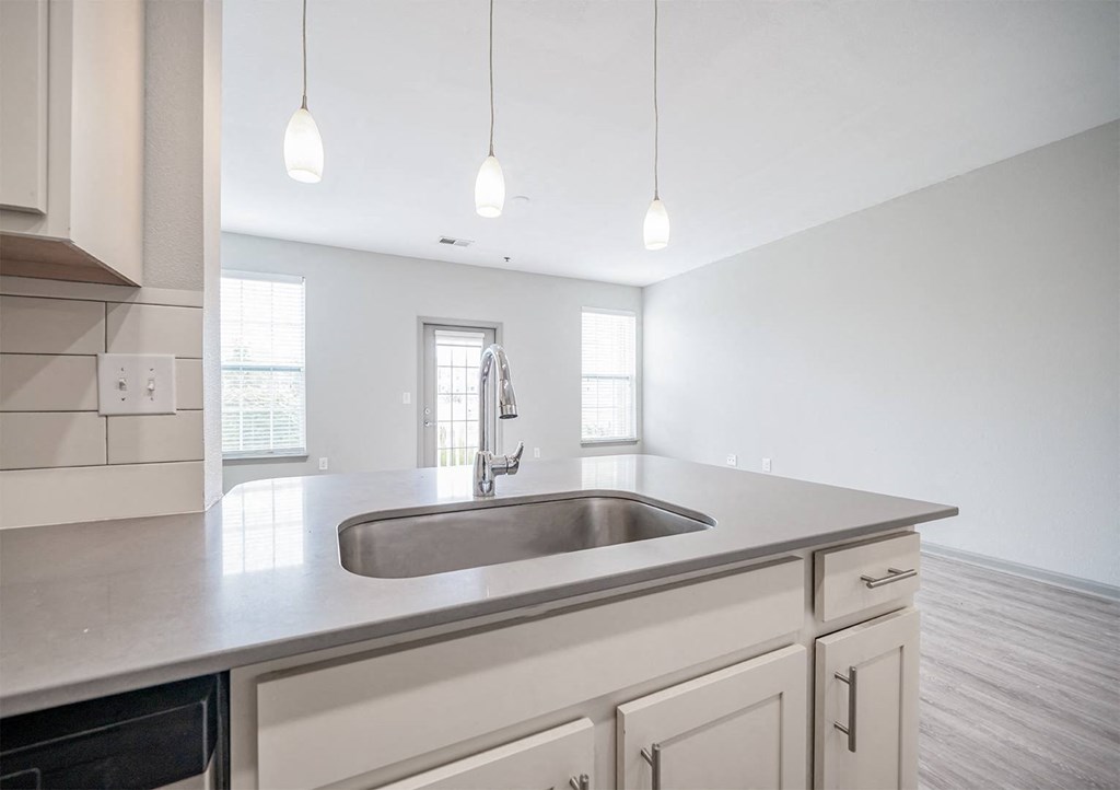 Kitchen at The Avenue at Polaris Apartments, Columbus